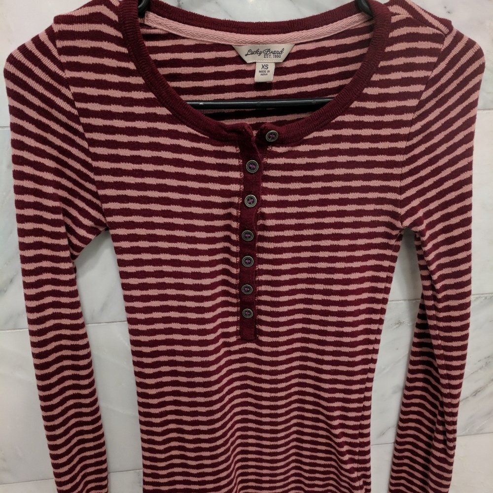 Lucky Brand stretchy long sleeve top